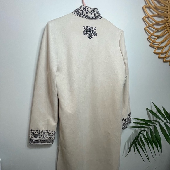 Solitaire Cardigan - Picture 6 of 7